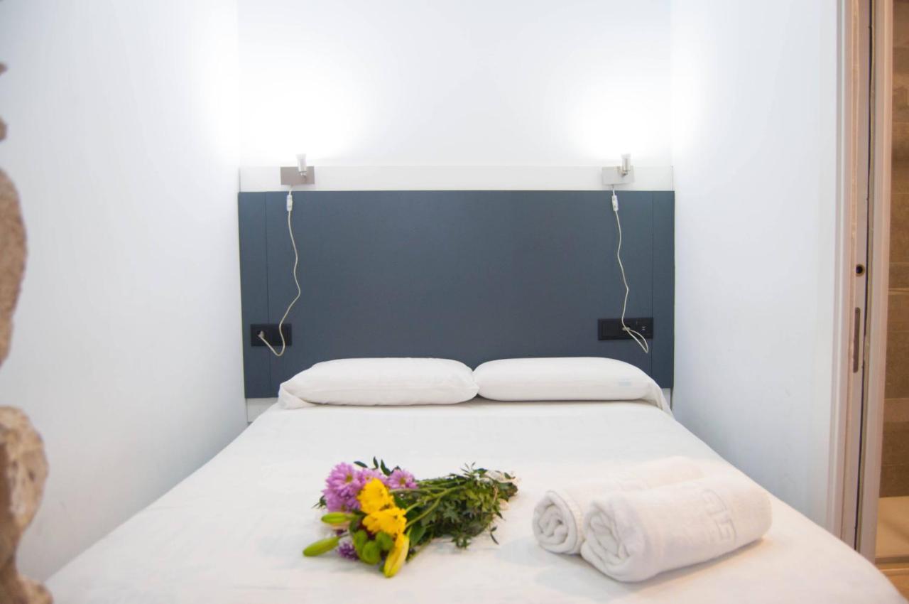 Caleros 8 Estudio - Apartamentos De La Parte Antigua De Caces Eksteriør billede