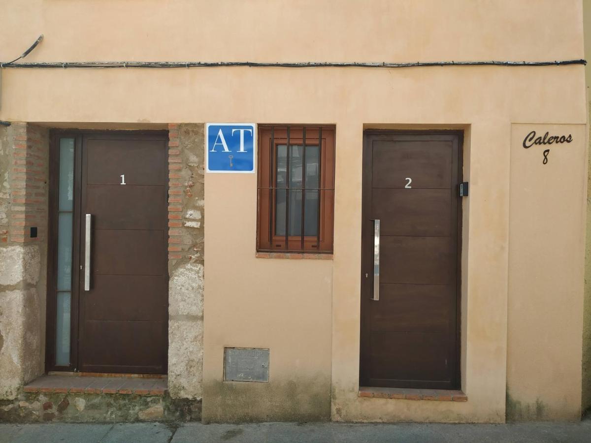 Caleros 8 Estudio - Apartamentos De La Parte Antigua De Caces Eksteriør billede