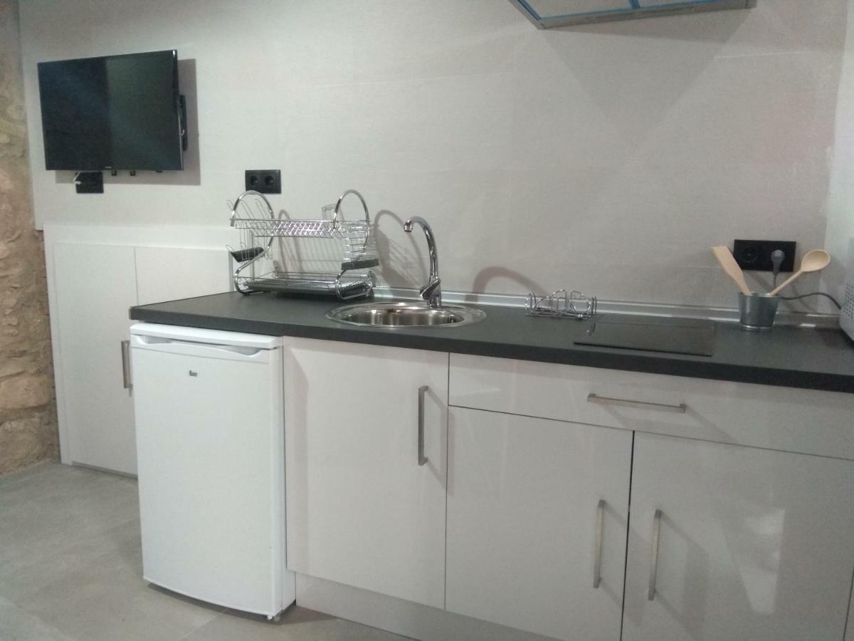 Caleros 8 Estudio - Apartamentos De La Parte Antigua De Caces Eksteriør billede